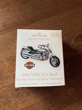 Harley-Davidson Silver and Black V-Rod 2002 Miniature Ornament